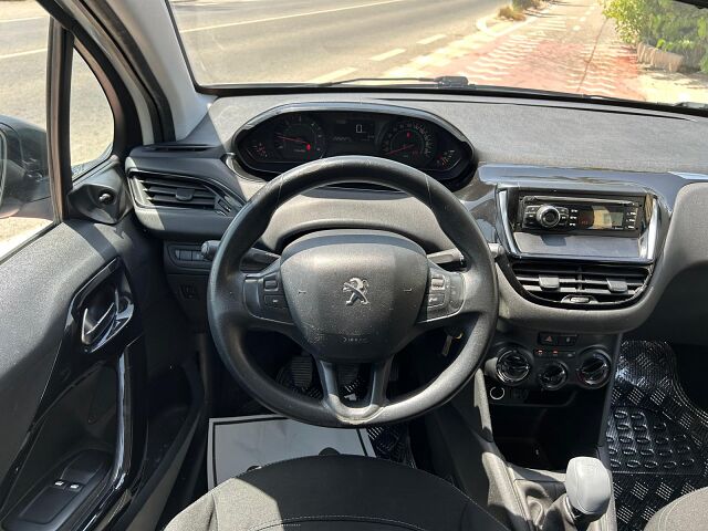 PEUGEOT 208 ACTIVE 1.4 HDI MANUAL SPANISH LHD IN SPAIN 142000 MILES SUPERB 2013